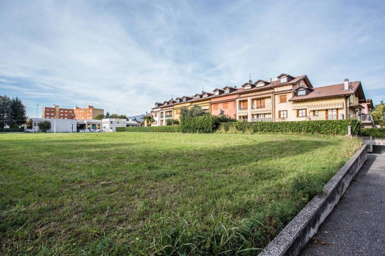 Bilocale mansardato in recente minipalazzina a piano ultimo. Bergamo