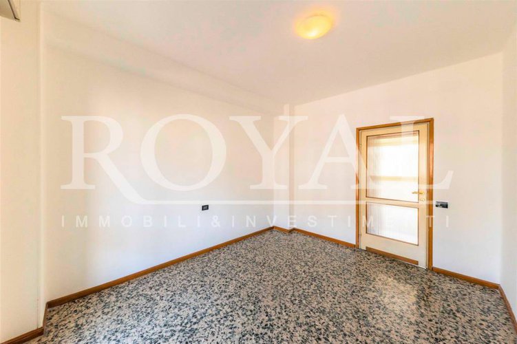 Via Tiraboschi - Pentalocale piano alto con terrazzo Bergamo