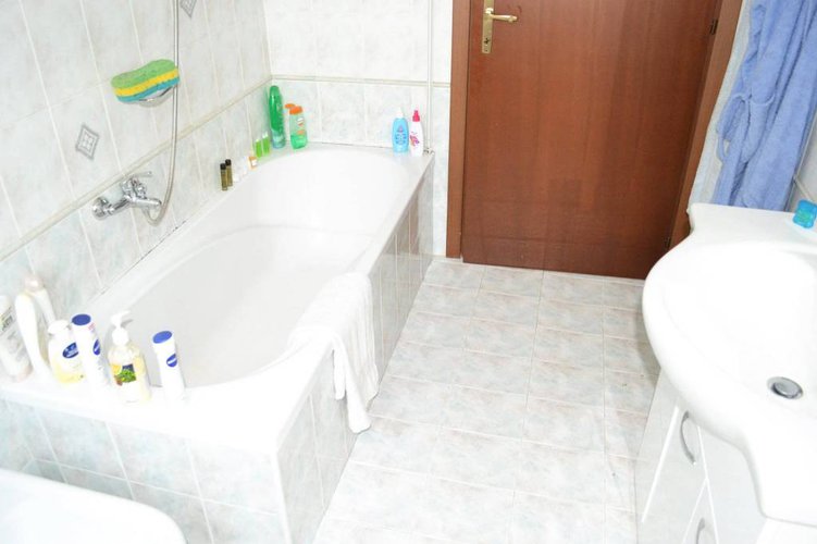 RECENTE BILOCALE CON BALCONE, BOX DOPPIO E POSTO AUTO Cavernago
