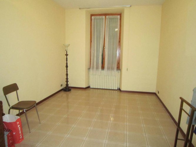 NEMBRO VILLA CON 400 MQ DI GIARDINO Nembro