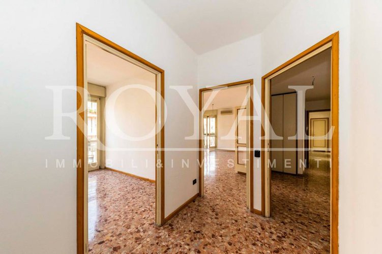 Via Tiraboschi - Pentalocale piano alto con terrazzo Bergamo