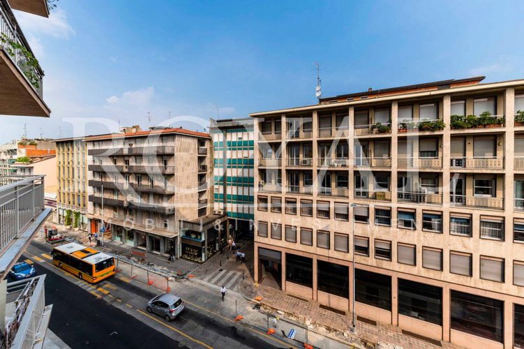 Via Tiraboschi - Pentalocale piano alto con terrazzo Bergamo