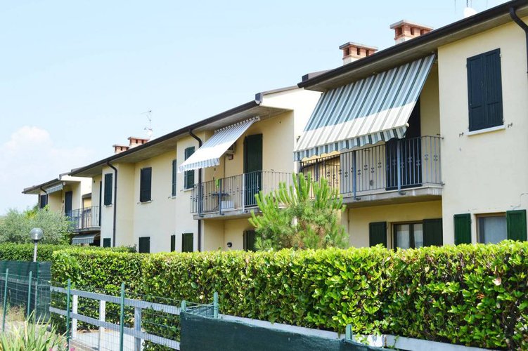 RECENTE BILOCALE CON BALCONE, BOX DOPPIO E POSTO AUTO Cavernago