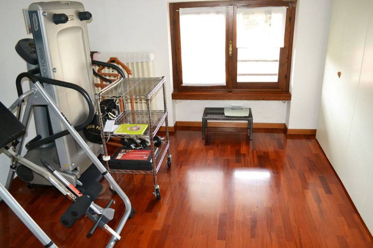 QUADRILOCALE RISTRUTTURATO CON CANTINA E BOX DOPPIO Trescore Balneario