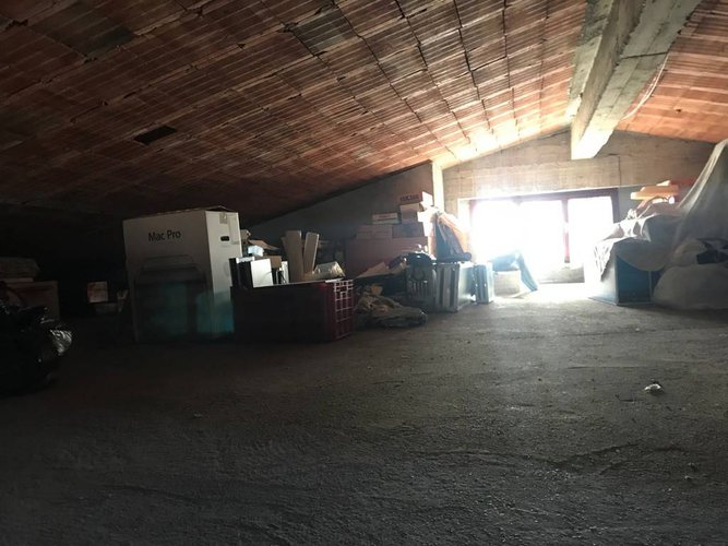 VILLA SINGOLA CON 1000 mq. DI GIARDINO Bergamo