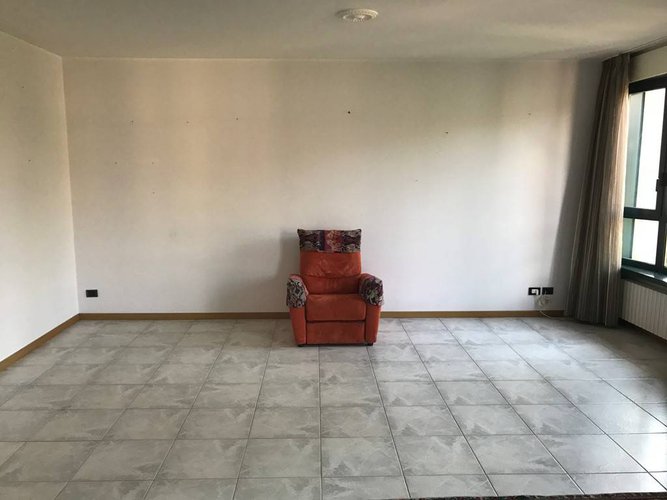 AMPIO QUADRILOCALE A DUE PASSI DA P.ZA PONTIDA Bergamo