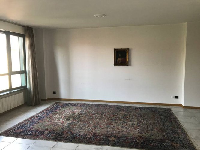 AMPIO QUADRILOCALE A DUE PASSI DA P.ZA PONTIDA Bergamo