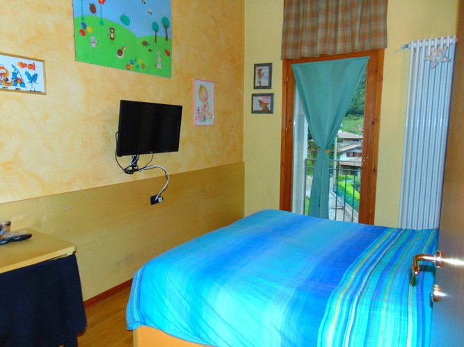 TRILOCALE TRAVI A VISTA CON DOPPI SERVIZI E BOX Palazzago