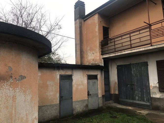 RUSTICO-HOTEL- MOTEL- BED & BREAKFAST- RISTORANTE- UFFICI. Bergamo