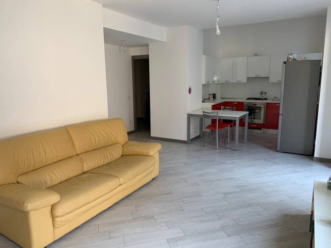 TRILOCALE PIENO CENTRO AL PIANO TERRA Nembro