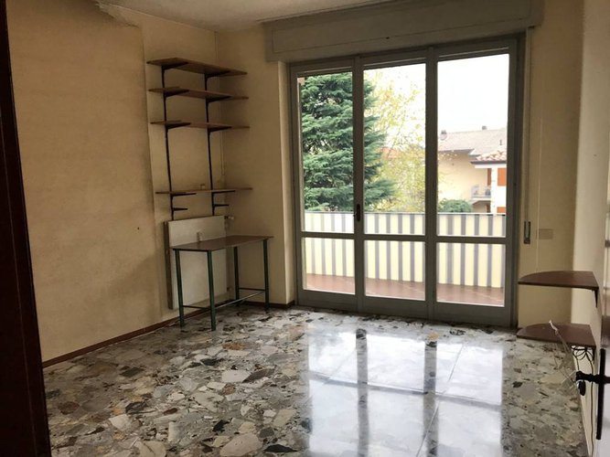 AMPIO QUADRILOCALE SECONDO ED ULTIMO PIANO Scanzorosciate