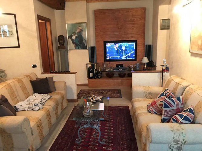 ESCLUSIVO APPARTAMENTO Scanzorosciate