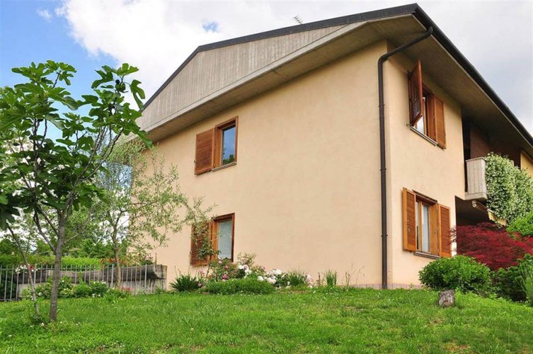 VILLA BIFAMILIARE Bergamo