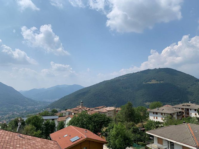 Villa a schiera di testa Bergamo