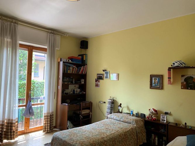 AMPIO QUADRILOCALE CON MAGAZZINO SOTTOSTANTE Bergamo