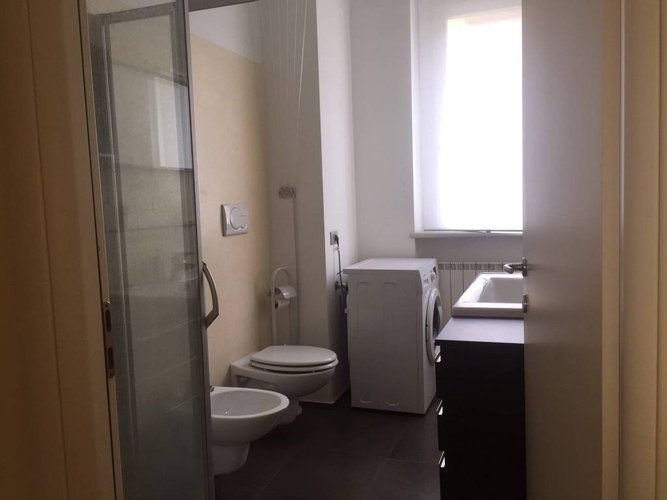 Signorile bilocale con box Nembro