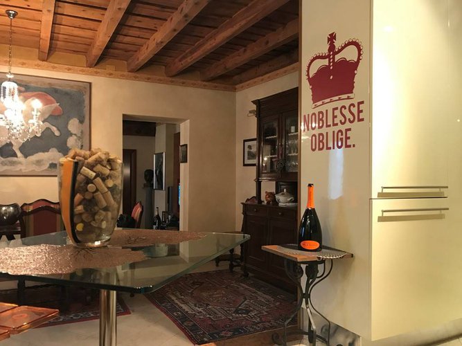 ESCLUSIVO APPARTAMENTO Scanzorosciate