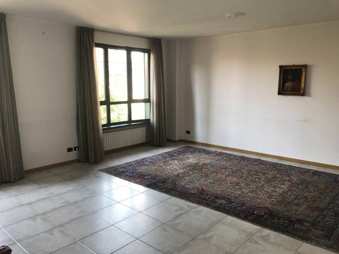 AMPIO QUADRILOCALE A DUE PASSI DA P.ZA PONTIDA Bergamo