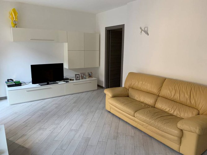 TRILOCALE PIENO CENTRO AL PIANO TERRA Nembro