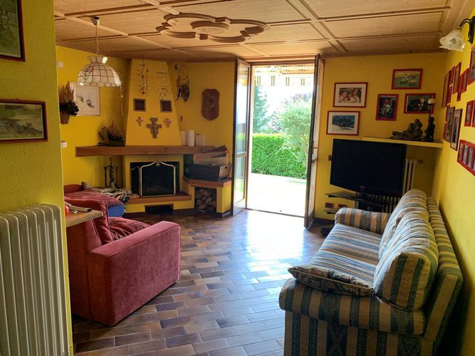 Villa a schiera di testa Albino