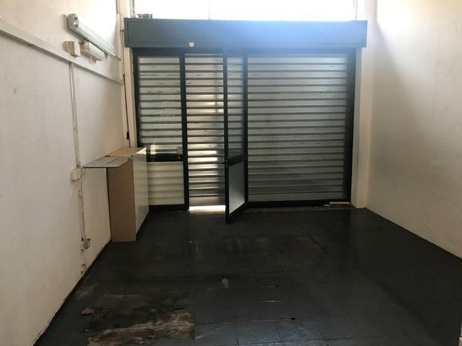 NEGOZIO FRONTE STRADA Bergamo