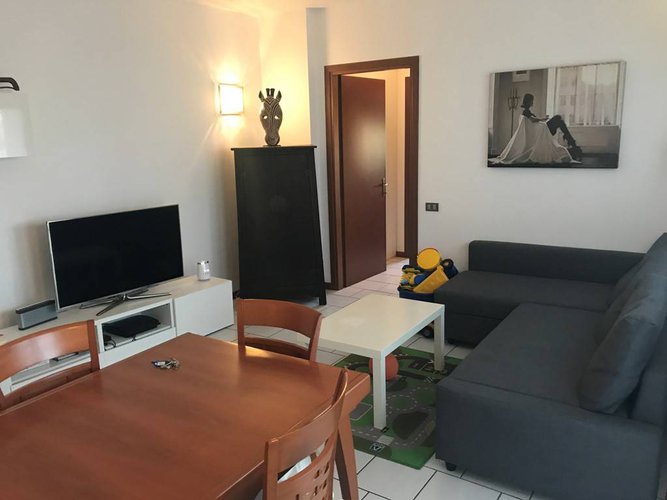 Ampio Bilocale con Terrazzo Vivibile Bergamo