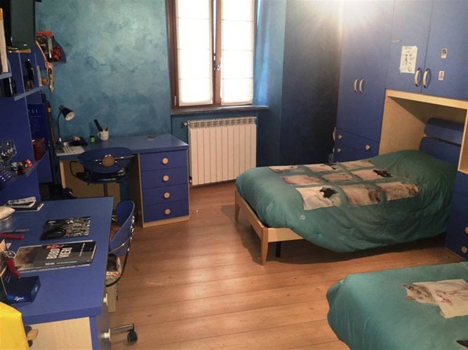 AMPIO QUADRILOCALE CON CAMINO Alzano Lombardo