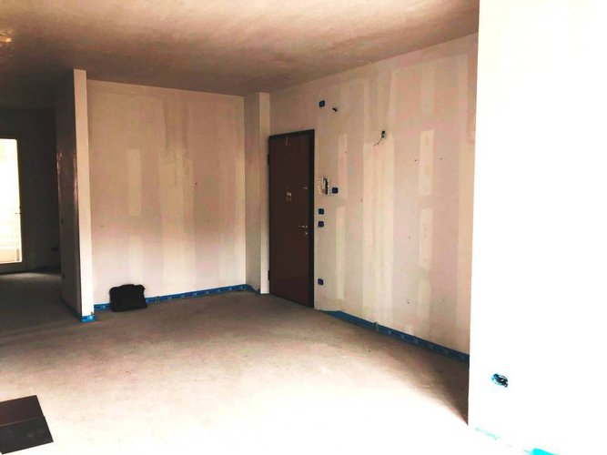 TRILOCALE NUOVO, DOPPI SERVIZI, TERRAZZA VIVIBILE Bergamo