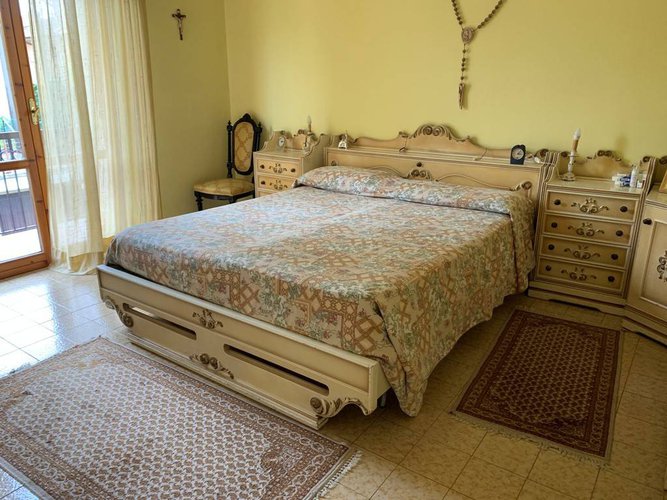 AMPIO QUADRILOCALE CON MAGAZZINO SOTTOSTANTE Bergamo