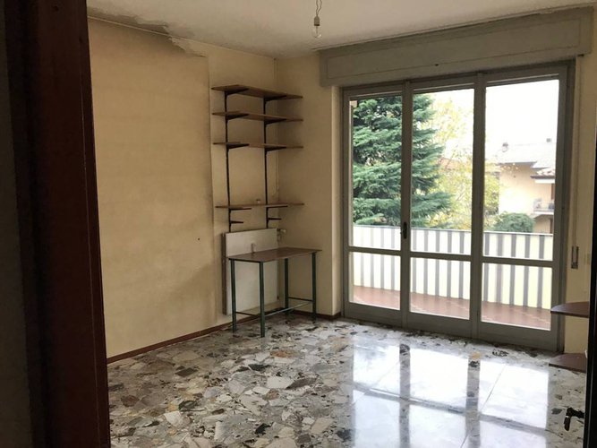 AMPIO QUADRILOCALE SECONDO ED ULTIMO PIANO Scanzorosciate