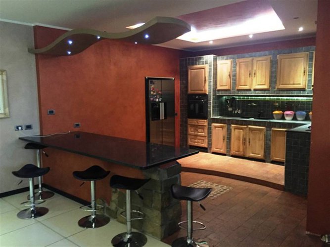 AMPIO QUADRILOCALE CON CAMINO Alzano Lombardo