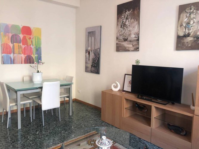 TRILOCALE COMPLETAMENTE RISTRUTTURATO CON BALCONI E CANTINA Bergamo