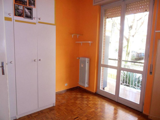 QUADRILOCALE CON BALCONE E CANTINA Bergamo