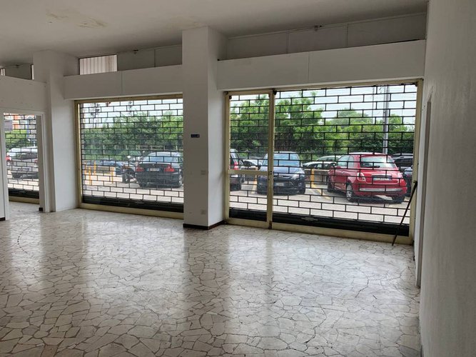 NEGOZIO VICINANZE UNIVERSITA' Bergamo