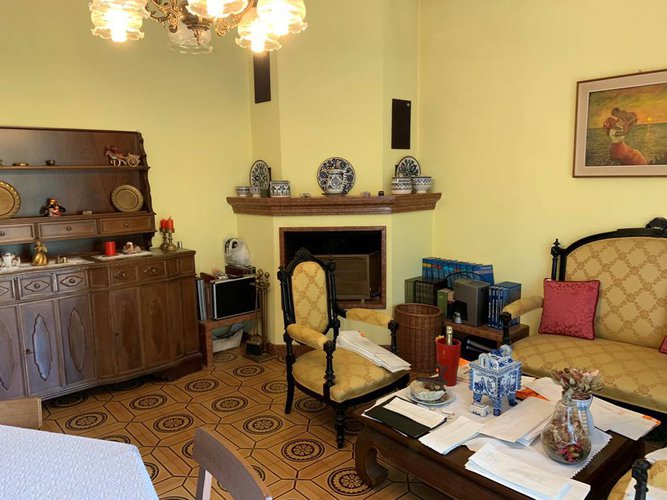 AMPIO QUADRILOCALE CON MAGAZZINO SOTTOSTANTE Bergamo