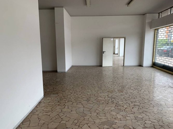 NEGOZIO VICINANZE UNIVERSITA'