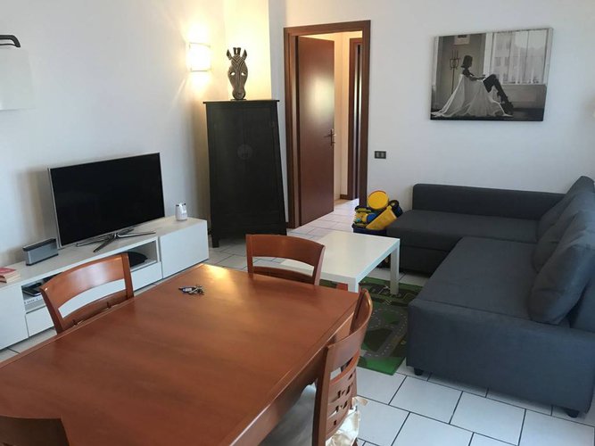 Ampio Bilocale con Terrazzo Vivibile Bergamo