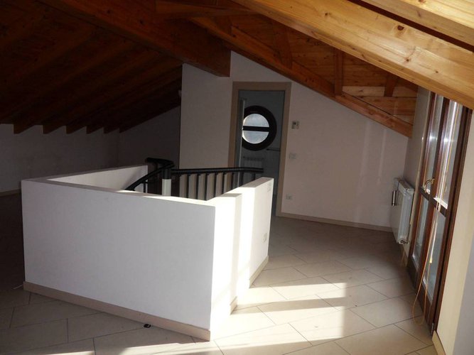 QUADRILOCALE CON CANTINA E BOX DOPPIO Albano Sant'Alessandro