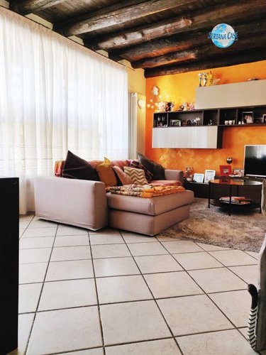 Trilocale con doppi servizi, abitabile subito! Albino