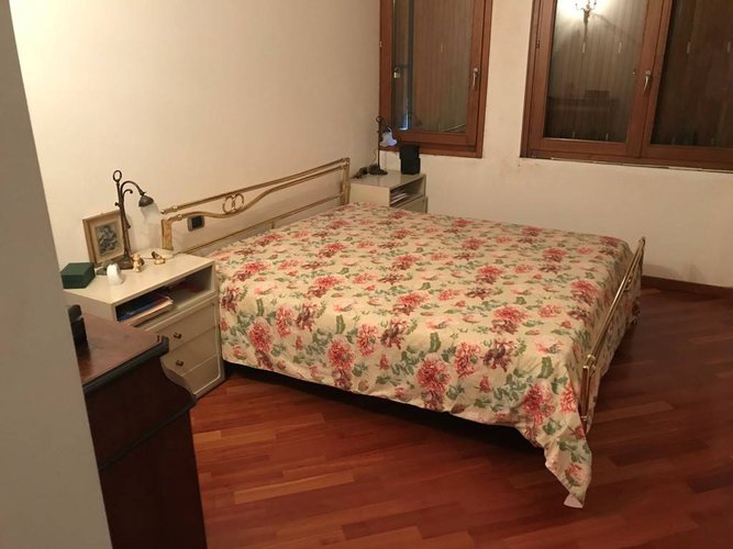AMPIO QUADRILOCALE CON TERRAZZO DI MQ. 50 Alzano Lombardo