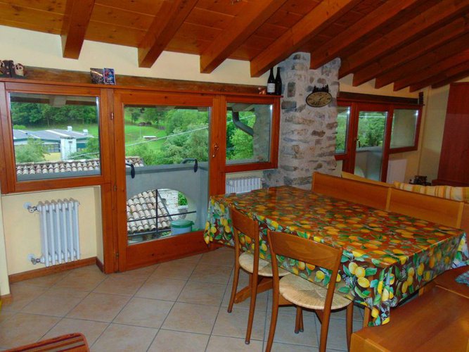 TRILOCALE TRAVI A VISTA CON DOPPI SERVIZI E BOX Palazzago