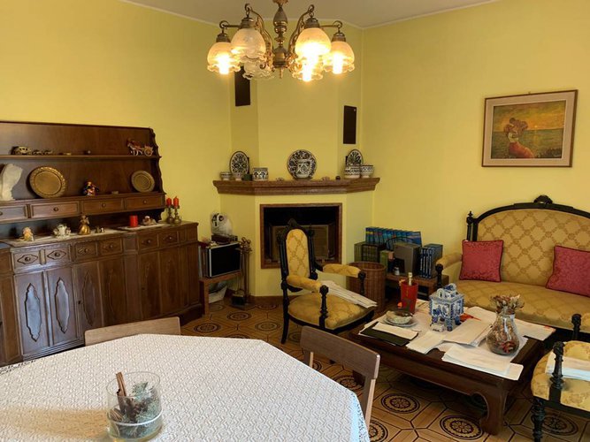 AMPIO QUADRILOCALE CON MAGAZZINO SOTTOSTANTE Bergamo