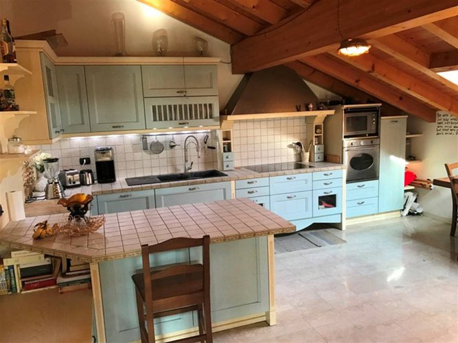 INTROVABILE MANSARDA