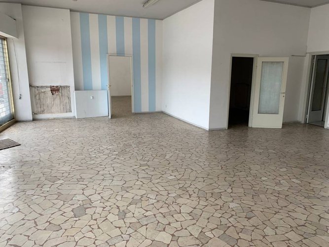 NEGOZIO VICINANZE UNIVERSITA' Bergamo