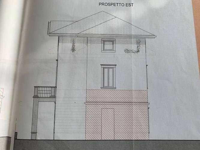 VILLA SINGOLA CON GIARDINO Alzano Lombardo