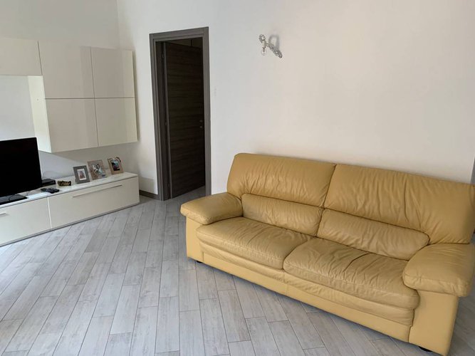 TRILOCALE PIENO CENTRO AL PIANO TERRA Nembro