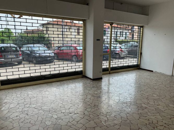 NEGOZIO VICINANZE UNIVERSITA' Bergamo