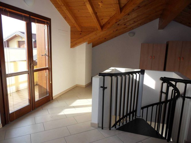 QUADRILOCALE CON CANTINA E BOX DOPPIO Albano Sant'Alessandro