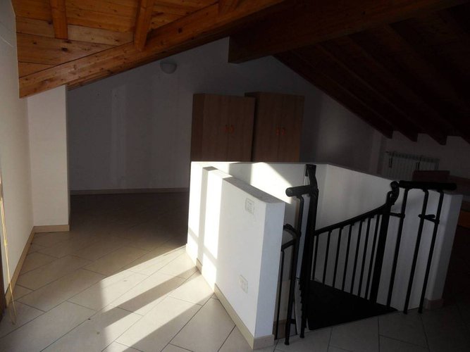 QUADRILOCALE CON CANTINA E BOX DOPPIO Albano Sant'Alessandro