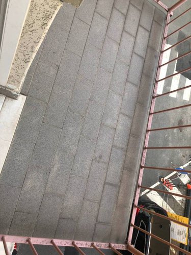 TRILOCALE COMPLETAMENTE RISTRUTTURATO CON BALCONI E CANTINA Bergamo